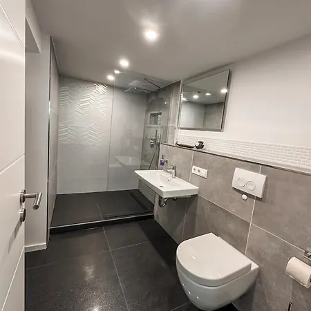 Apartment Geschaefts- Und Monteurs Koenigswinter
