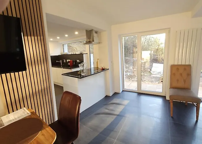 Geschaefts- Und Monteurs 2 Sz