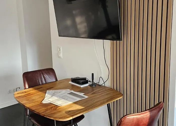 Geschaefts- Und Monteurs 2 Sz * Кёнигсвинтер