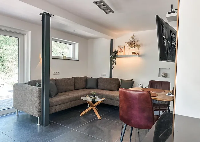 Daire Geschaefts- Und Monteurs 2 Sz *