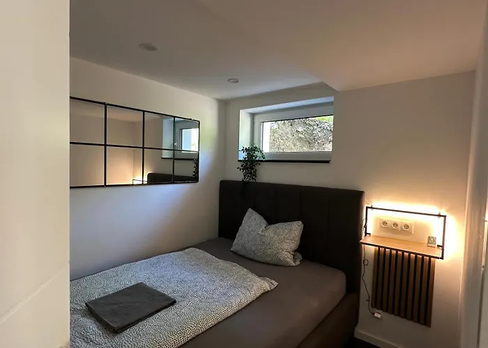 Geschaefts- Und Monteurs 2 Sz Кёнигсвинтер